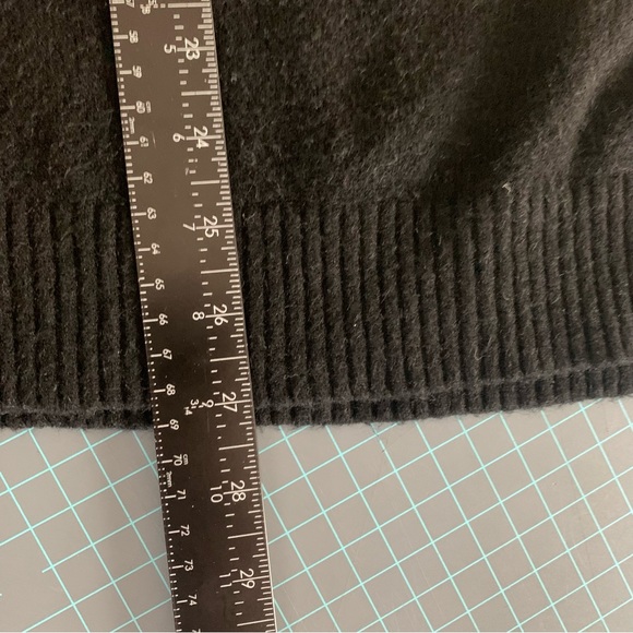 Metric Short Sleeve Scoop Neck Knit Tunic Top size Medium Black - Picture 10 of 10